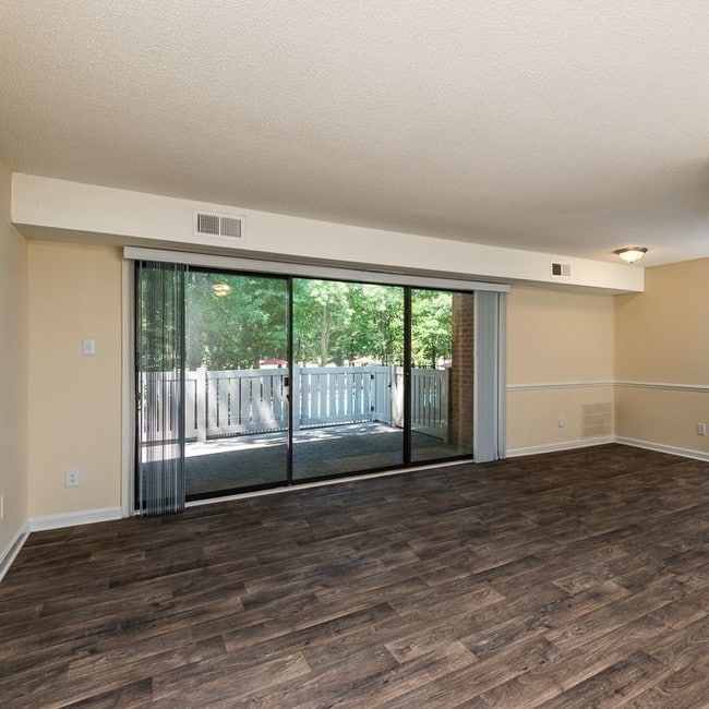 Croasdaile Apartments Durham, NC