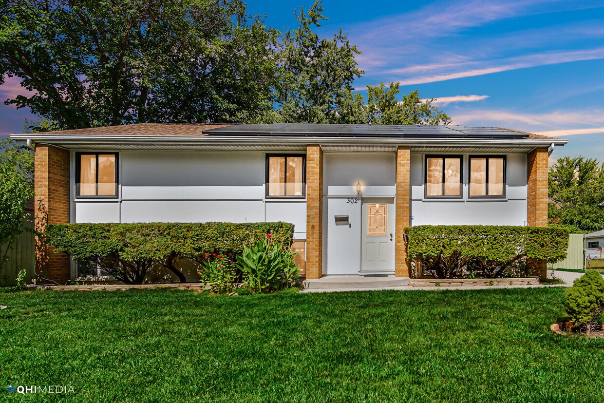 302 Audubon Rd, Streamwood, IL 60107 House Rental in Streamwood, IL