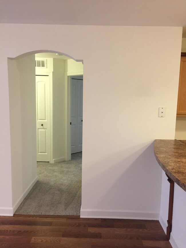 Foto del edificio - 2724 Hidden Dr