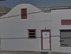 Building Photo - 535 Lafayette St