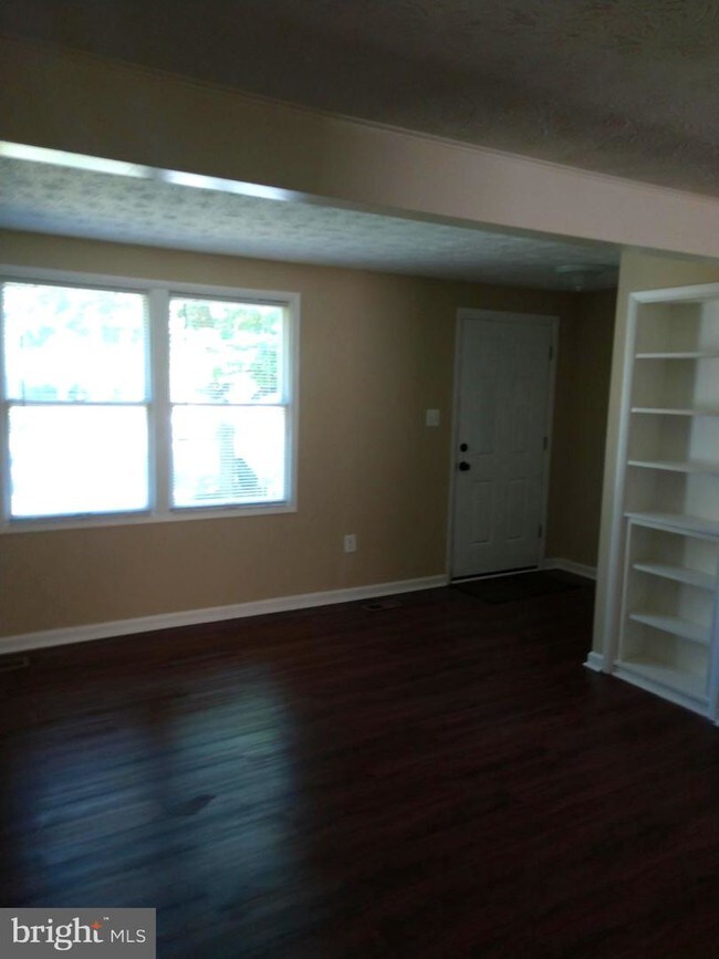 Foto del edificio - 14233 Castle Blvd