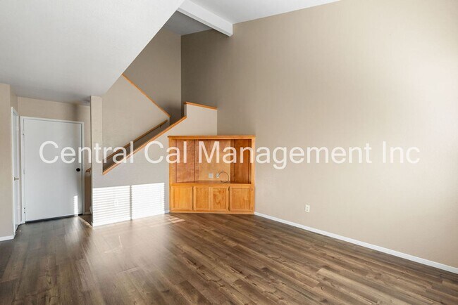 Foto del edificio - 8502 Laborough Dr
