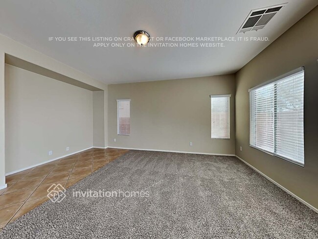 Foto del edificio - 6341 Blushing Willow St