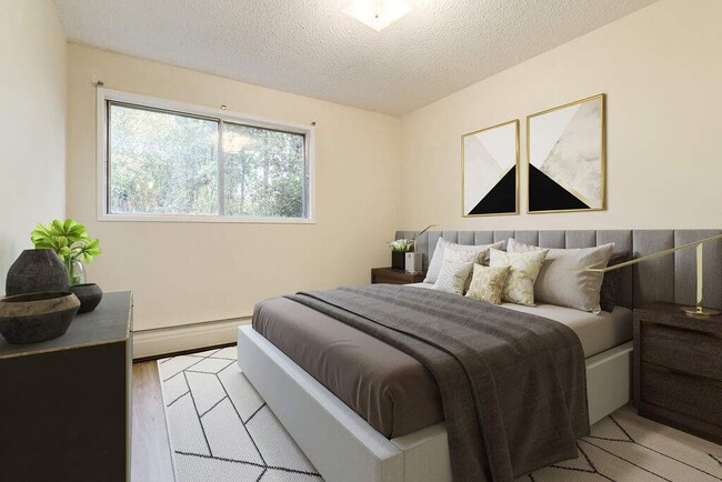 Building Photo - Highwood Apartments