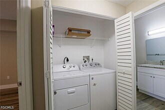Building Photo - 11540 Villa Grand