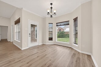 Building Photo - 9014 Pheasant Trace Ct