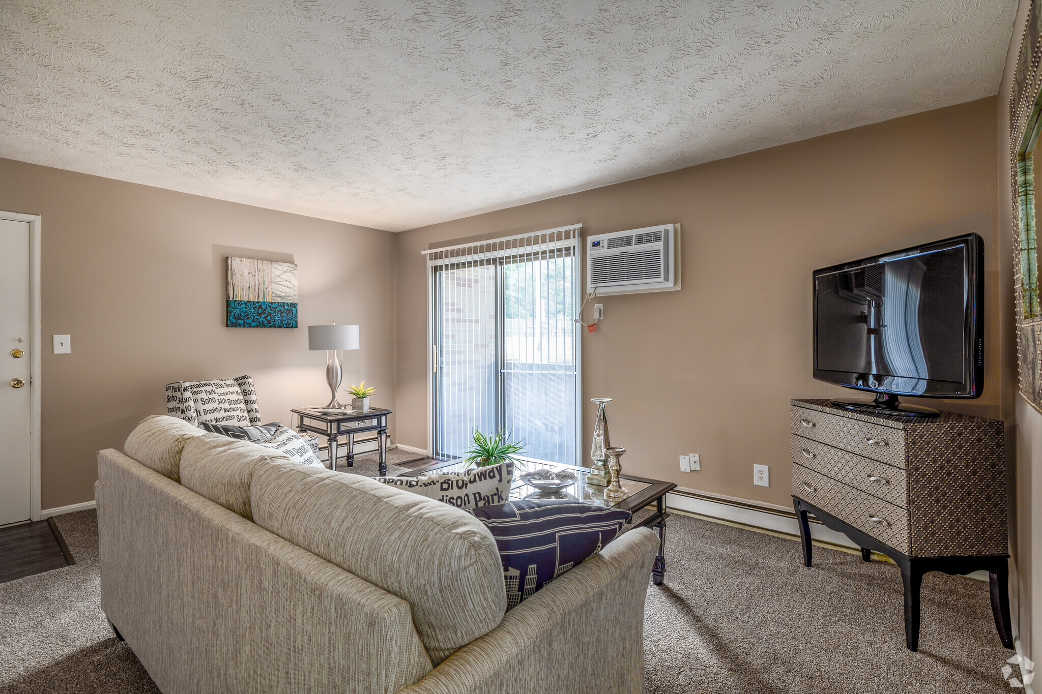 Hillbrook Apartments – photo 3