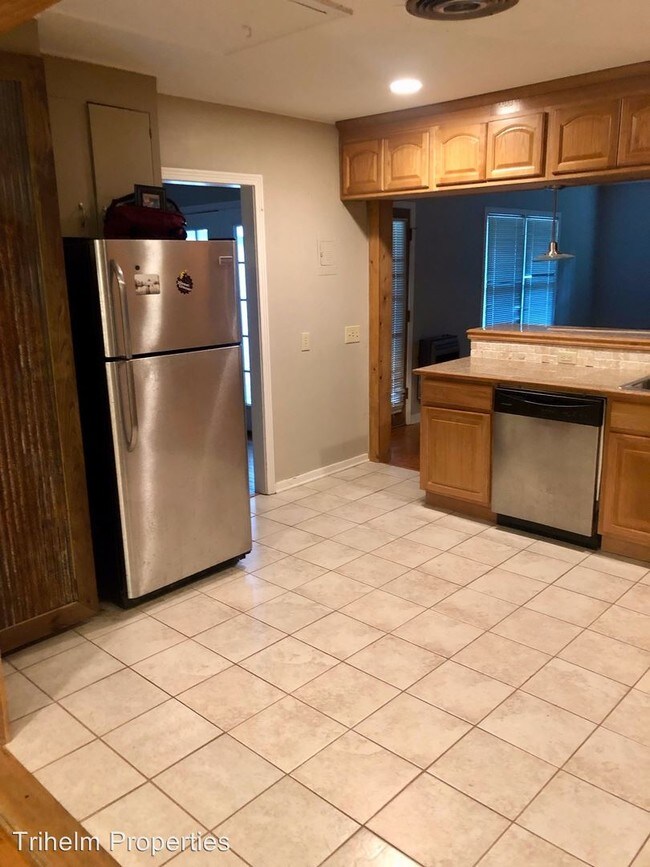Foto del edificio - 4 br, 3 bath House - 4419 Forest Park Dr