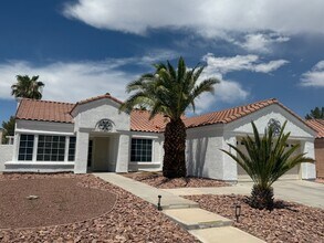 Building Photo - 2712 Pastel Ave