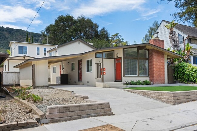 Foto del edificio - 289 Ramona Dr