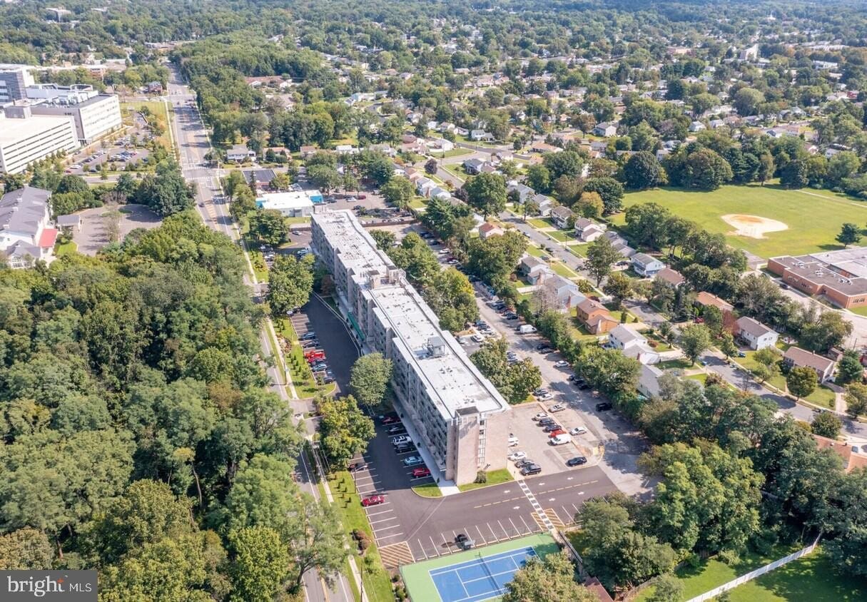 Foto principal - 401 Cooper Landing Rd