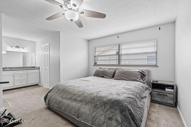 Building Photo - Charming 3BR/2BA Single-Family Home