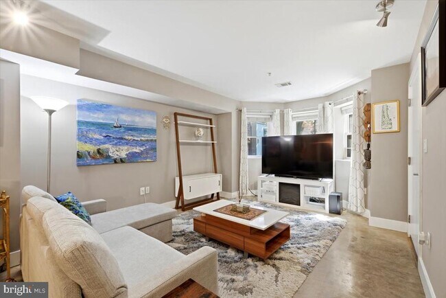 Foto del edificio - 3222 13th St NW