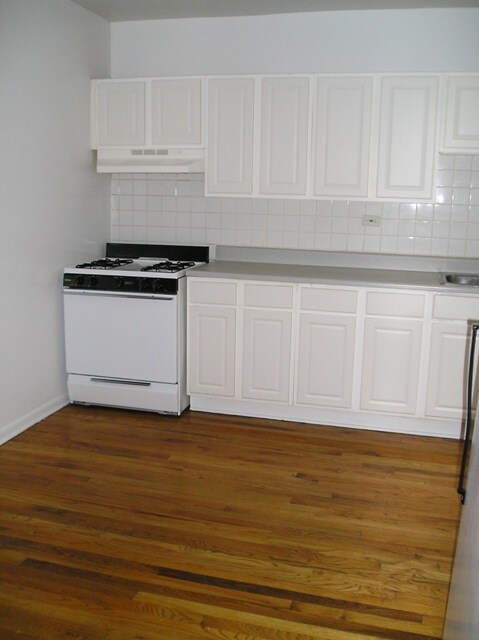 Building Photo - 4931 N Whipple St