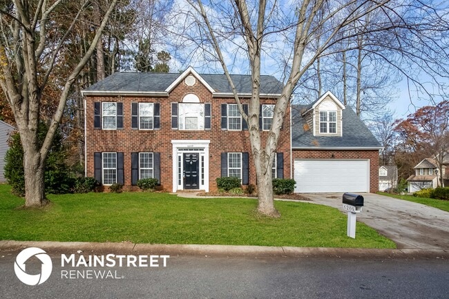 Building Photo - 6209 Forest Pond Dr