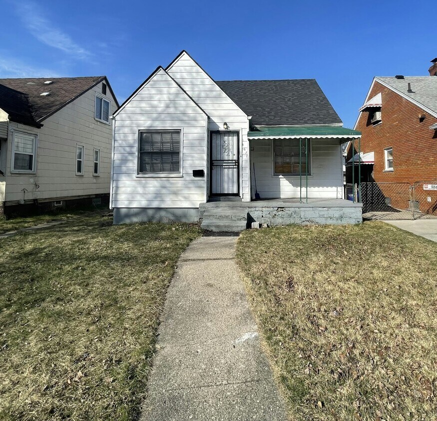 Foto principal - 18677 Lamont Street