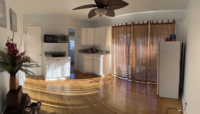 Building Photo - 3882 Liggett Dr