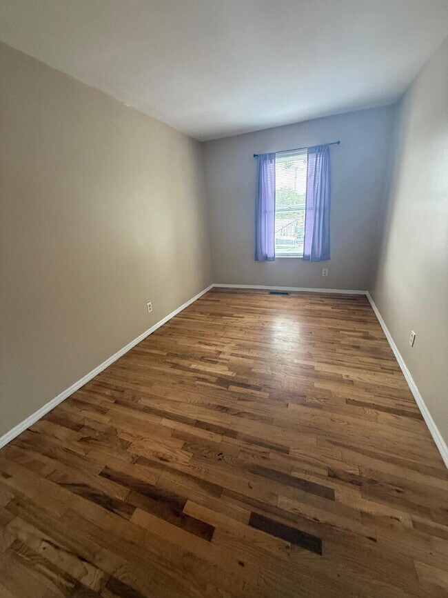Foto del edificio - 7342 Alabama Ave
