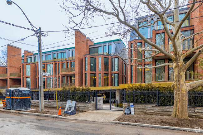 Building Photo - No.7 Rosedale