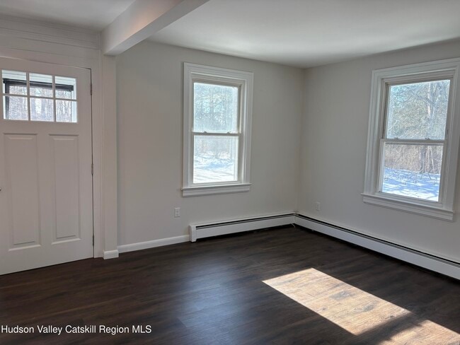 Building Photo - 103-105-105 Flatbush Camp Rd