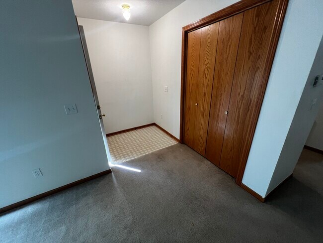 Foto del edificio - 1104 N 6th St