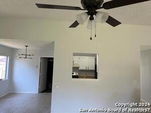 Foto del edificio - 5930 Whispering Lake St