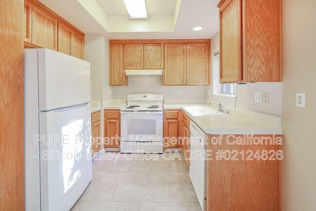 Foto del edificio - 4175 Renaissance Dr