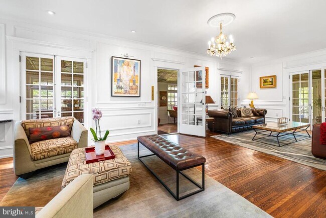 Foto del edificio - 9343 Stenton Ave