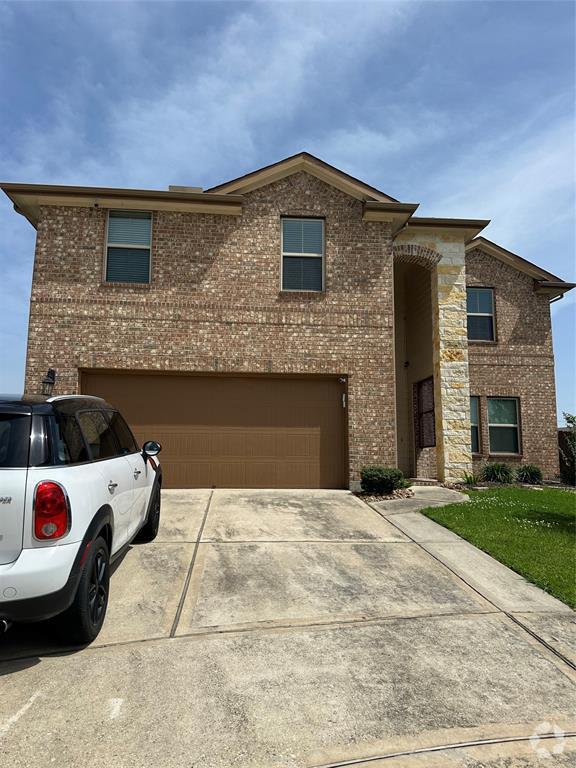 Building Photo - 4002 Spurwing Ln