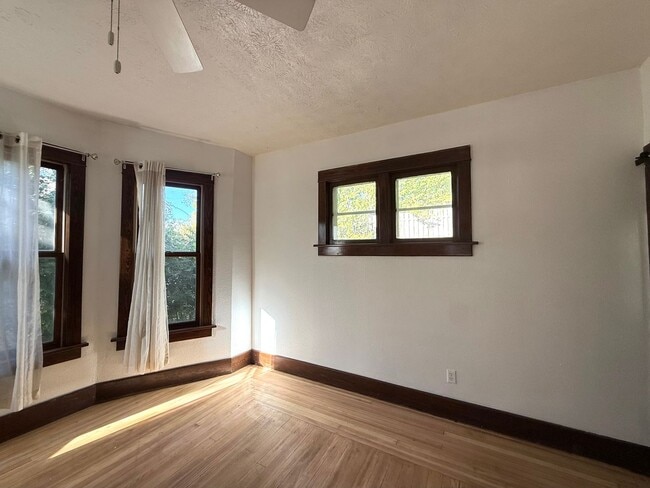 Building Photo - COMING SOON! Historic East Side Beauty!