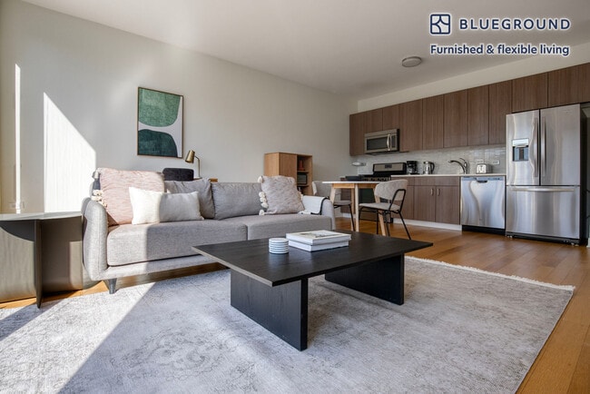 Building Photo - 340 E North Water St