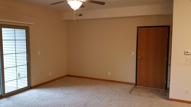 Foto del edificio - 2 bedroom, 2 bath condo in North Liberty