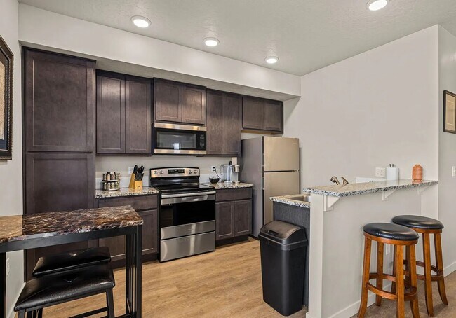Building Photo - 7353 N Lucy Rose Ln
