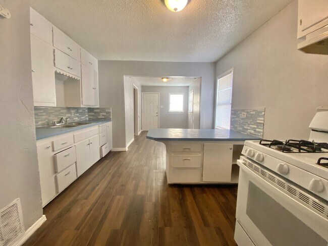 Foto del edificio - Great rental now available near Texas Tech University and UMC.