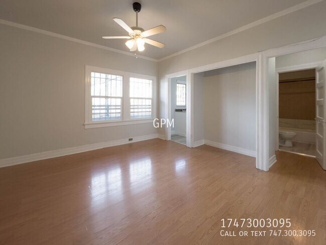 Foto del edificio - 1842 1/2 Glendale Blvd-2