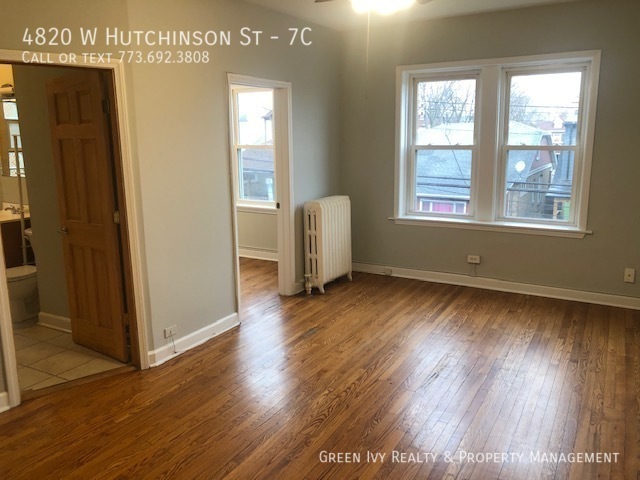 Building Photo - 4820 W Hutchinson St