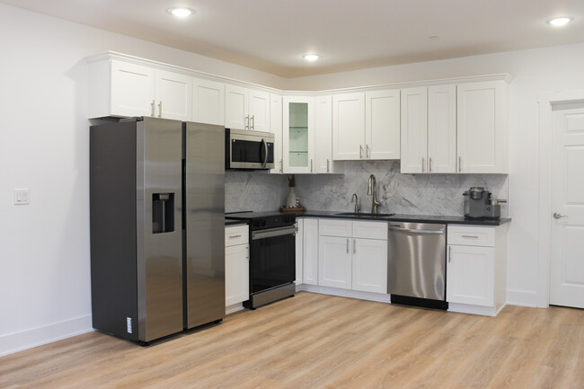 Building Photo - Valley Springs Apartments