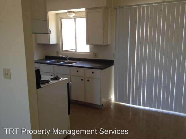 Foto del edificio - 5816-5822 S Morris Blvd