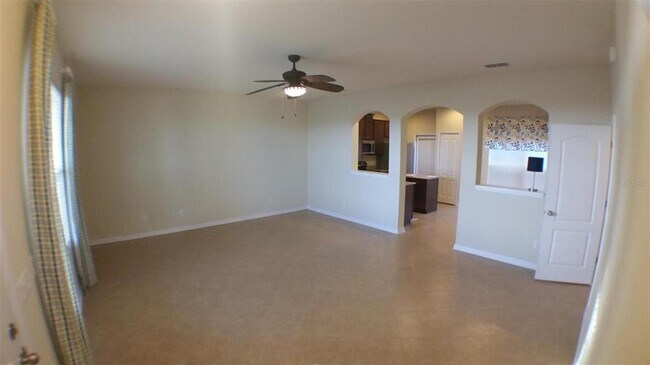 Building Photo - 550 Juniper Springs Dr
