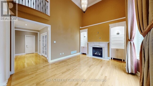 Building Photo - 2352 Delnice Dr