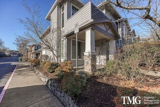 Building Photo - 15040 SW Mallard Dr