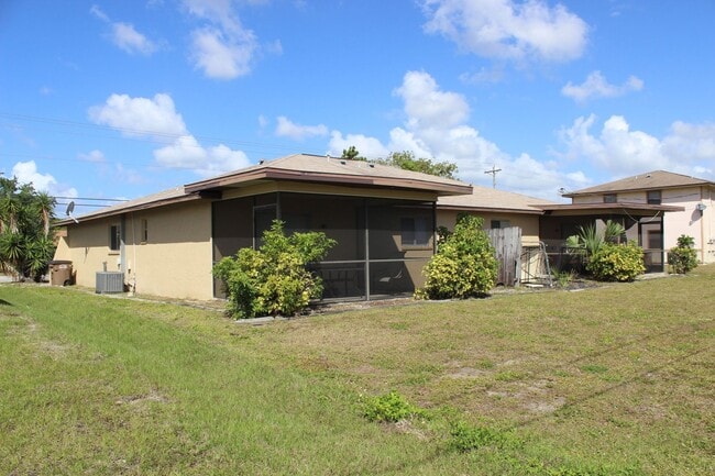Photo - 4619-4621 Skyline Blvd Apartment