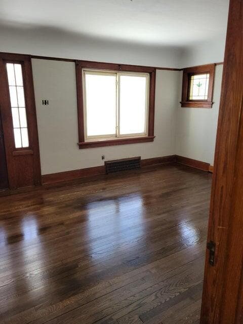Building Photo - 609 N 52nd St