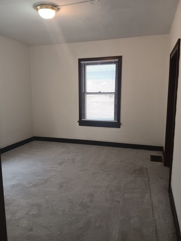 Foto del edificio - 414 S 10th St