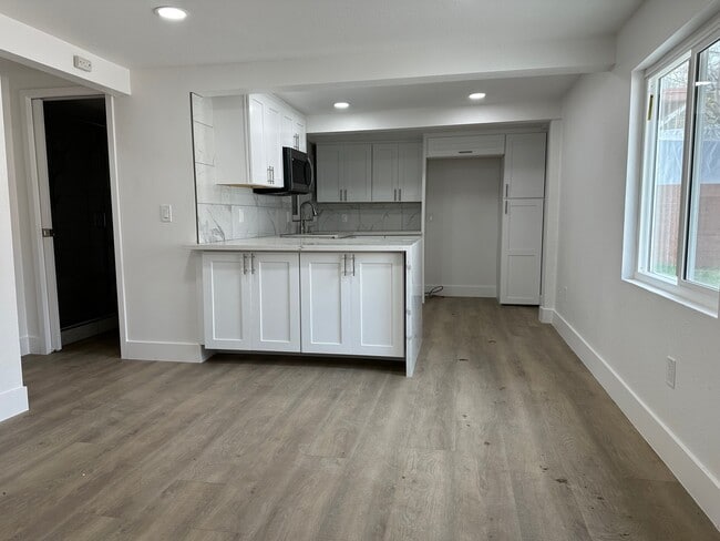 Foto del edificio - 1309 S Hamilton Blvd
