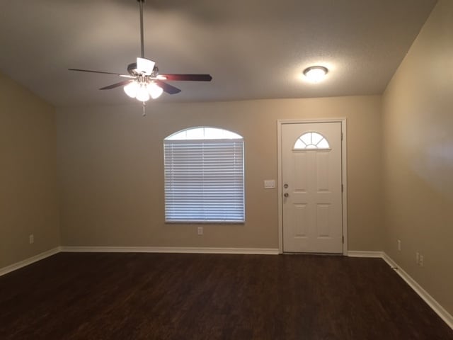 Foto del edificio - 7902 49th Ave E