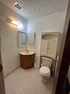 Building Photo - Now Leasing 2 Bedroom 1.5 Bath Condo Locat...