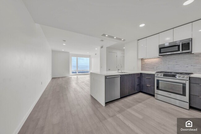 Building Photo - 10 Kennedy Pl