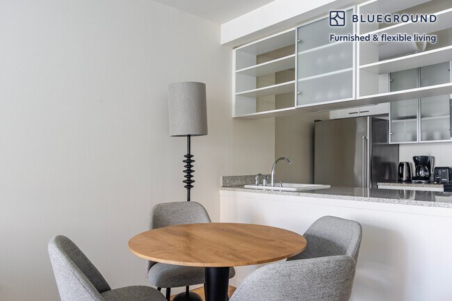 Foto del edificio - 180 W 20th St
