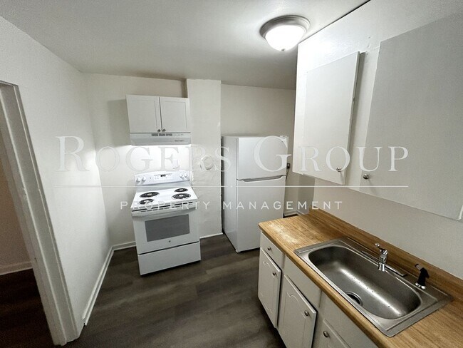 Foto del edificio - 557 W Spring St